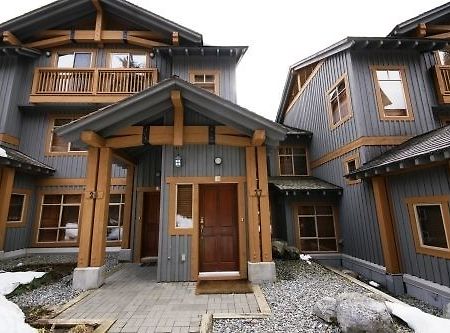 Whistler Superior Properties Townhomes Exterior photo